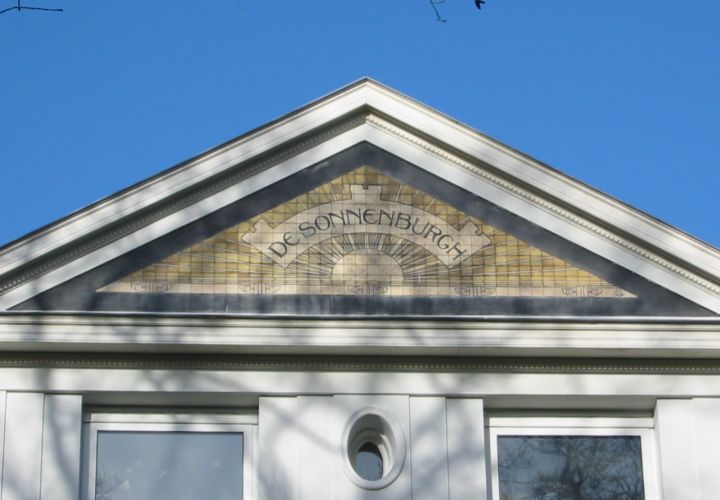 Van der Oudermeulenlaan 1