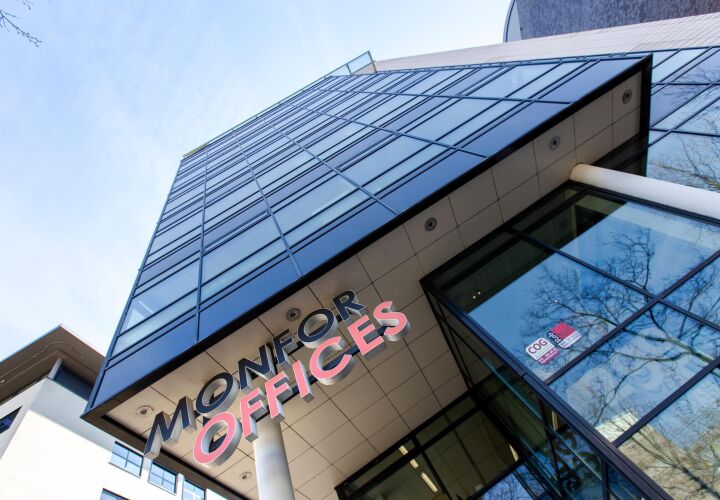 Sir Winston Churchillln 299 a