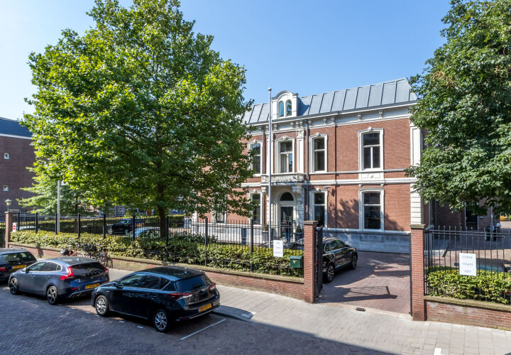 Van de Spiegelstraat 12